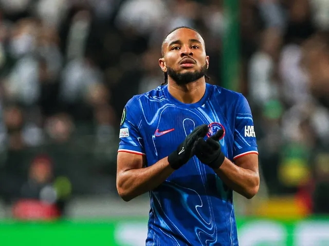 Nkunku Sắp Rời Chelsea: Kỳ Chuyển Nhượng Mùa Hè Sôi Động